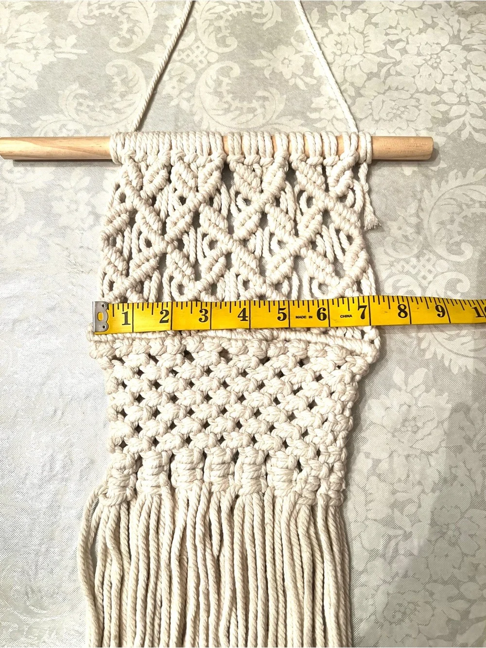 Unbranded handcrafted cream